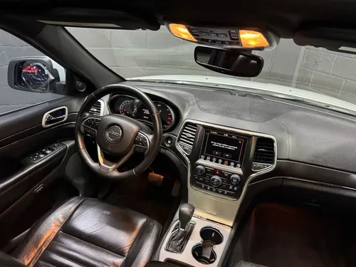 Jeep Grand Cherokee 3.7 3.6 Edición 75 Aniversario 4x2 At