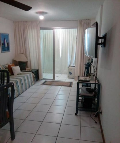 Venta De Apartamento 1 Dormitorio En Playa Mansa