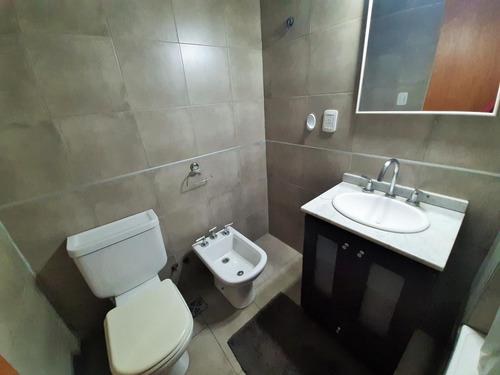 Imagen 11 de 30 de Venta Dpto/2 Amb Lanús Este Excelente Ubicación!!!