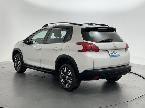 Peugeot 2008 ACTIVE 1.6 AUT 5P