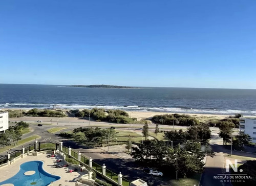 Depatyamento En Venta En Torre De Categoría De Playa Mansa, Punta Del Este