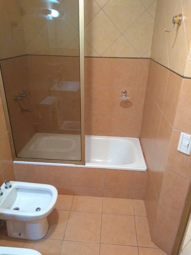 Imagen 13 de 13 de Departamento Con Balcon En Venta En Moron
