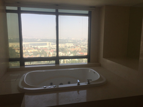 Imagen 19 de 25 de Increíble Ph Remodelado En Torre Lomas Con Vista Panorámica
