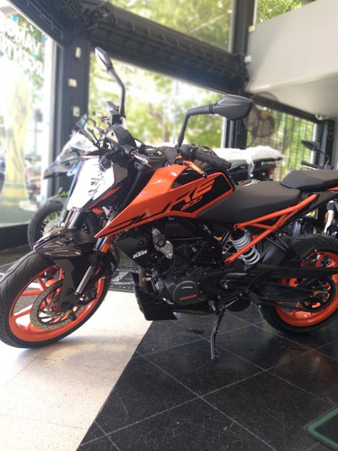 Imagen 2 de 15 de Ktm Duke 200 Ng 2021 Usada Igual A 0km Con Accesorios
