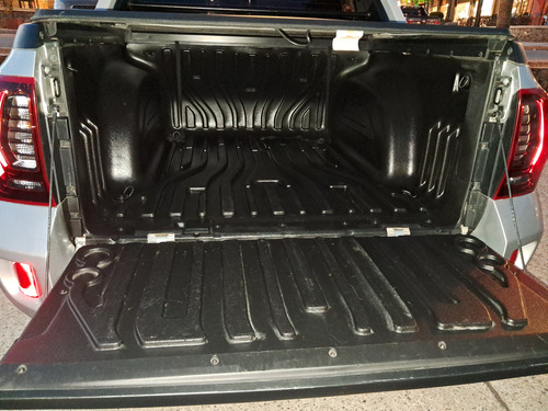 Renault Duster Oroch 2.0 Outsider Plus