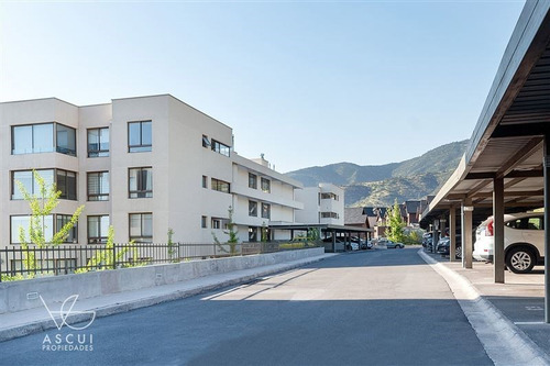 Departamento En Venta De 3 Dorm. En Lo Barnechea
