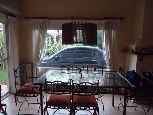 Casa En Venta Larena Country Club 4 Ambientes