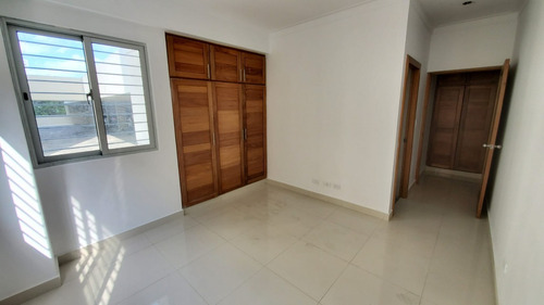 Imagen 2 de 5 de Alquilo Apartamento En Evaristo Morales