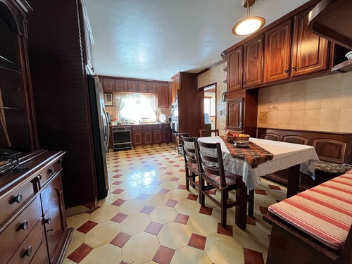 Imagen 13 de 26 de Se Vende Casa 539 M2 5h/5b/6p Santa Paula