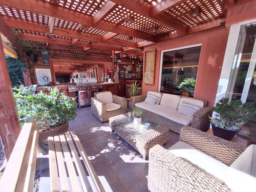 Cómoda Casa En Condominio En Lomas De Montemar
