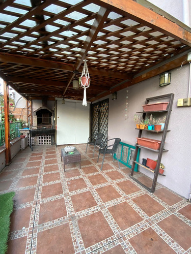 Maipú, Venta De Casa En Sector El Rosal 235