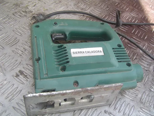 Sierra Caladora Bossman (Usado)