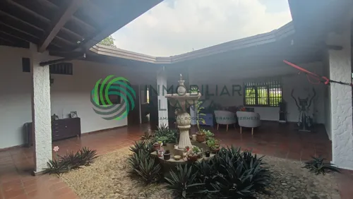 Casa En Venta En Lagos Del Cacique. Cod V61450