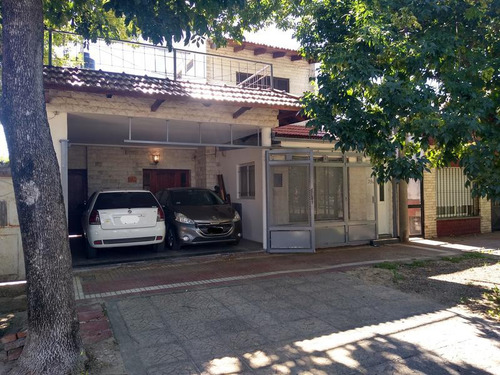 Casa | 4 Dormitorios | Divisible En 2 Departamentos | Capitán Bermúdez | Barrio Villa Del Prado