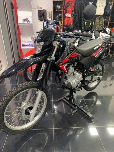 Honda Tornado 250 0km Negra 2023