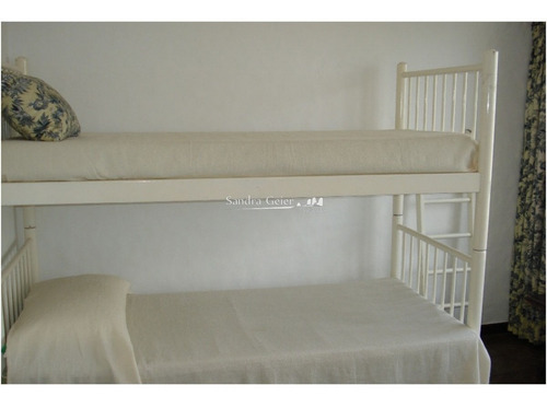 Apartamento En Punta Del Este Peninsula, 3 Dormitorios - Ref: 1348