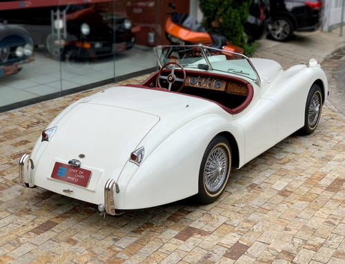 Jaguar Xk 120 Roadster - 2011 (replica)