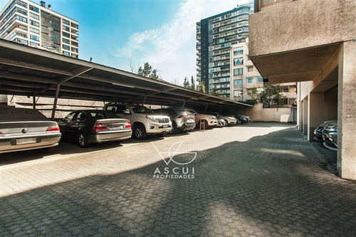Departamento En Venta De 4 Dorm. En Providencia