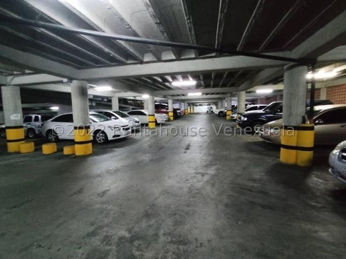 Imagen 15 de 17 de Mayerling Gonzalez Bm Vende Apartamento Mls #22-27031