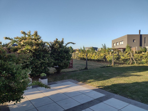 Imagen 8 de 29 de Casa En Venta 4 Ambientes - El Canton Norte