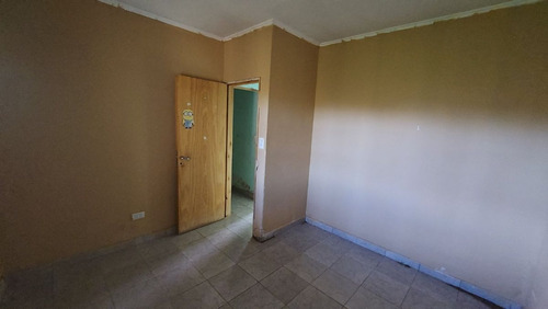 Casa En Venta En Carmen De Areco
