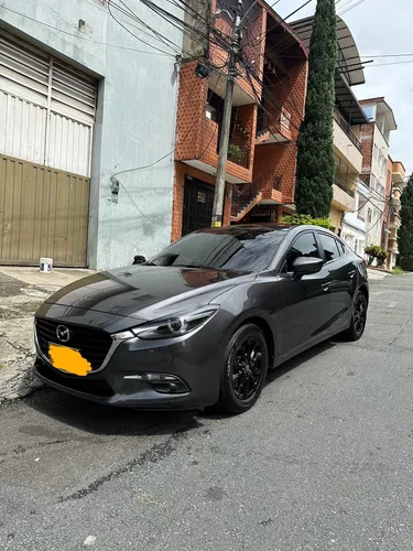 Mazda 3 2.0 Touring At