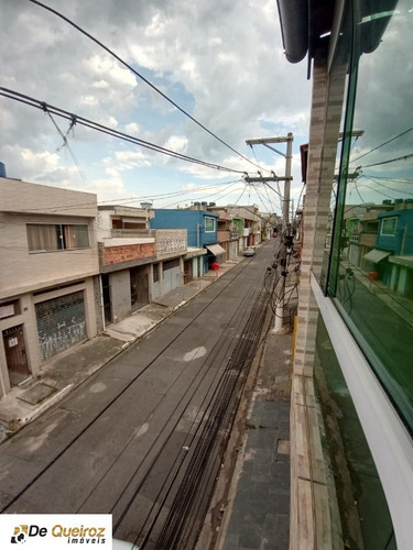 Imagem 3 de 14 de Amanda. Casa Grande Com Um Belo Sobrado No Cocaia