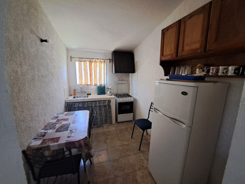 Inmobiliaria Costa Azul Vende Dos Casas Y Dos Apartamentos A Una Cuadra De La Playa Antoniopolis, Rocha.