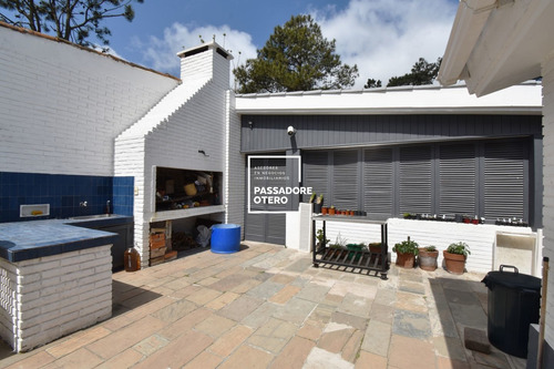 Imagen 15 de 17 de Vende O Permuta Casa Punta Del Este Sobre Avenida (ref: Psd-7750)