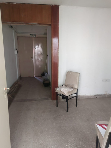 Imagen 7 de 22 de Local + Galpon/deposito En Venta. Sobre Av. Sabattini 4300, Zona Ideal.
