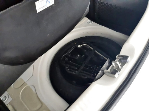 Volkswagen Fox 1.6 Flex Plus 2014