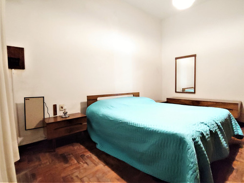 Imagen 13 de 30 de Casa 4 Amb Parque Cochera En Venta En La Tablada