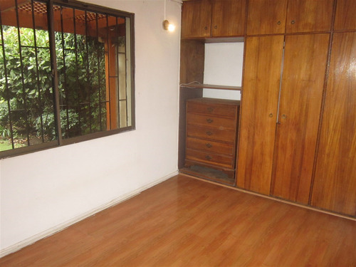Excelente Casa En Venta De 4 Dorm. En Sector Alto Las Condes