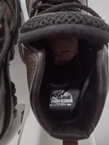 Bota adventure best sale sandro republic himalaia