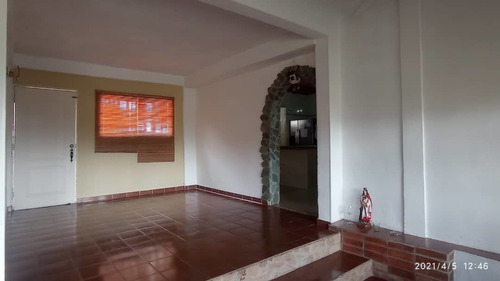 Imagen 11 de 14 de Casa + Anexo Urb El Tejar El Picacho San Antonio De Los Altos