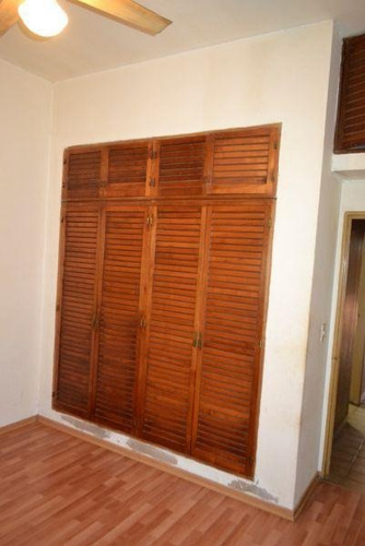 5 Ambientes | Colon Al 2900