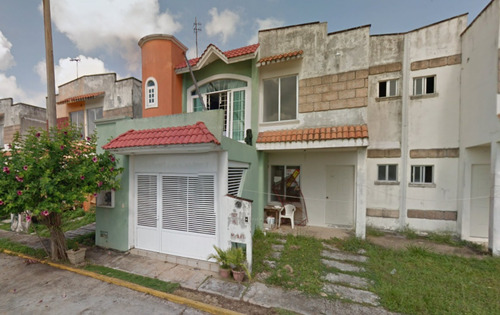 Casa En Venta De Remate Bancario Playa Monte Pío, Las Olas, 96343 Residencial Las Olas, Ver. -jcbb2
