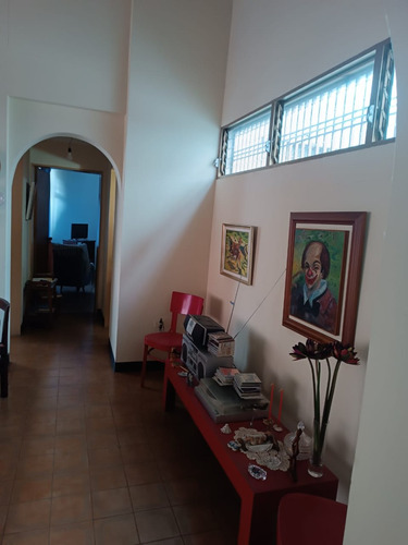 Xv, E N V E N T A Cómodo Y Confortable Apartamento En Edificio El Paujil