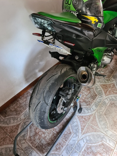 Kawasaki Z800 -impecable-