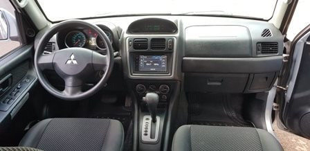 Mitsubishi Pajero Tr4 2.0 4x4 16v 140cv Flex 4p Automático