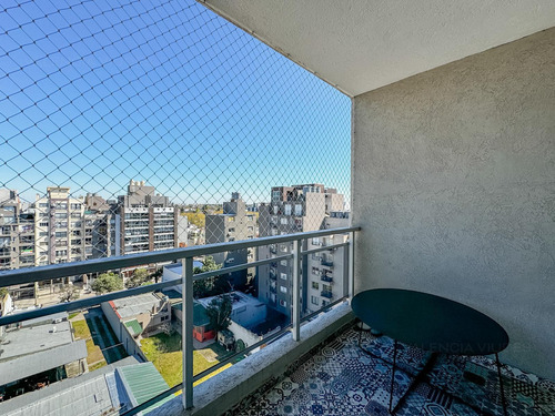 Venta Departamento 4 Ambientes En Moron Sur Con 3 Cocheras