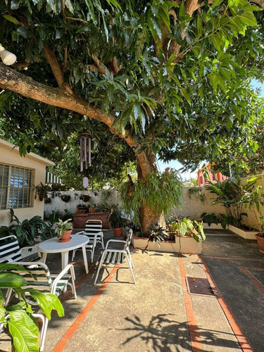 Casa En Venta En La Castellana