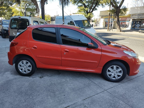 Imagen 4 de 12 de Peugeot 207
