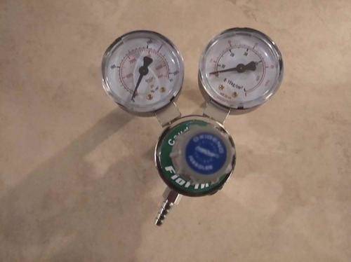 Regulador De Oxigeno Uso Medicinal , 2 Relojes