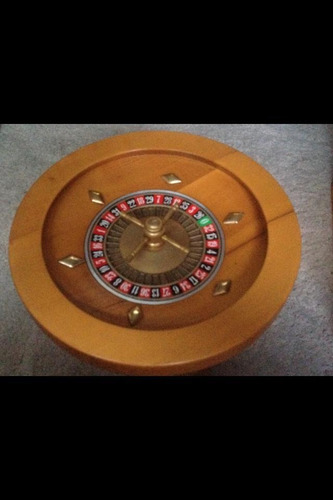 Ruleta De Casino ( Madera Y Metal) 26 Cms. De Diámetro, (Usado)
