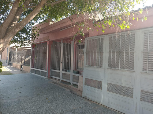 Venta Casa Ciudad De La Rioja. 3 Dor, 2 Baños Barrio Mis Montañas