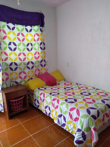 Renta Habitación Próximo A Unam, Para Mujer, Incluye Servici