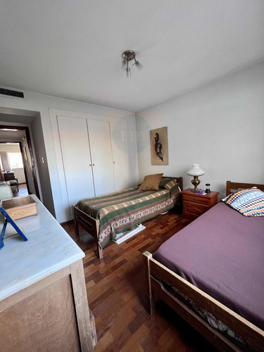 Imagen 17 de 27 de Venta De Apartamento En Pocitos 3 Dormitorios Y Servicio