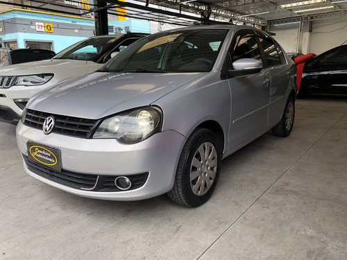 Volkswagen Polo Sedan 1.6 Vht Total Flex 4p