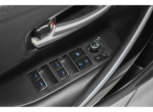 Toyota Corolla 2.0 VVT-IE FLEX XEI DIRECT SHIFT